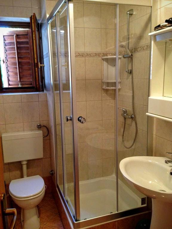 קריקווניצה Apartments Dobranic מראה חיצוני תמונה