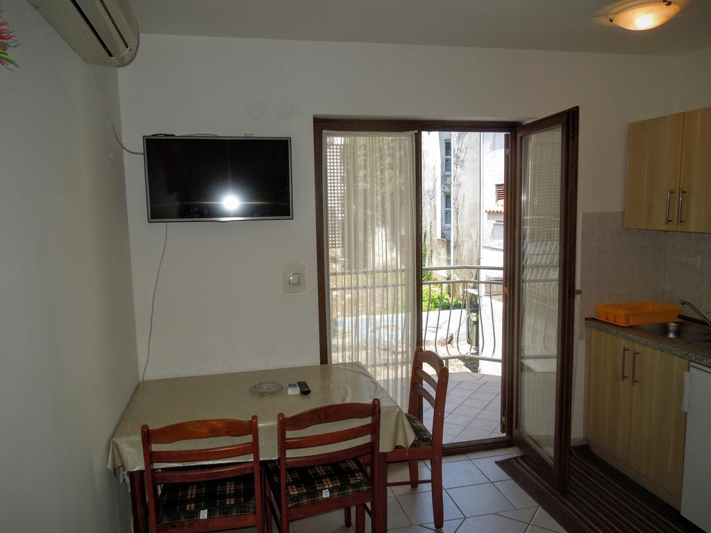 קריקווניצה Apartments Dobranic מראה חיצוני תמונה