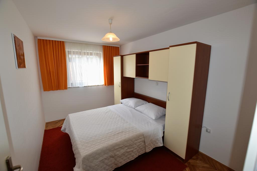 קריקווניצה Apartments Dobranic מראה חיצוני תמונה